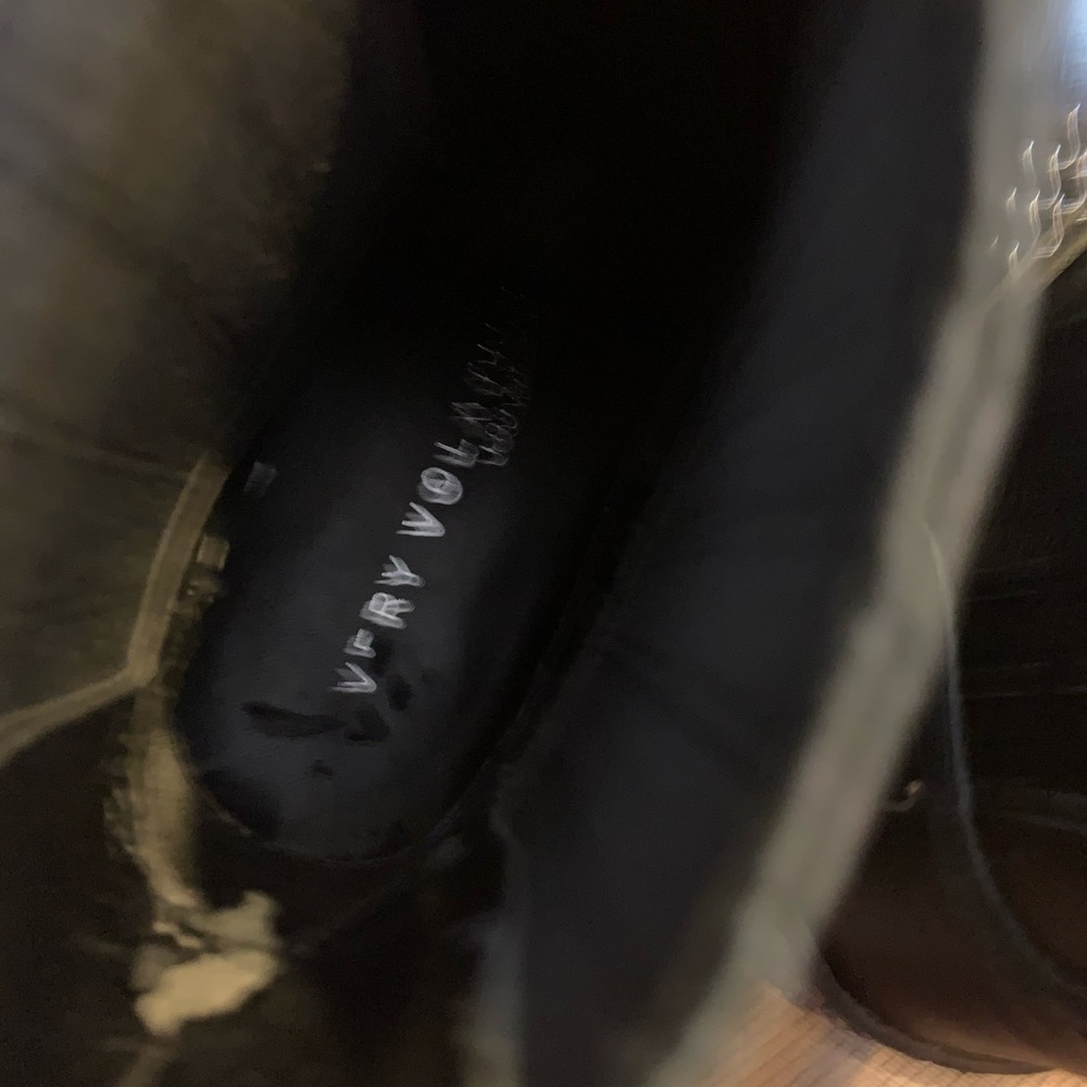 Very Volatile booties - Picture 3 of 6